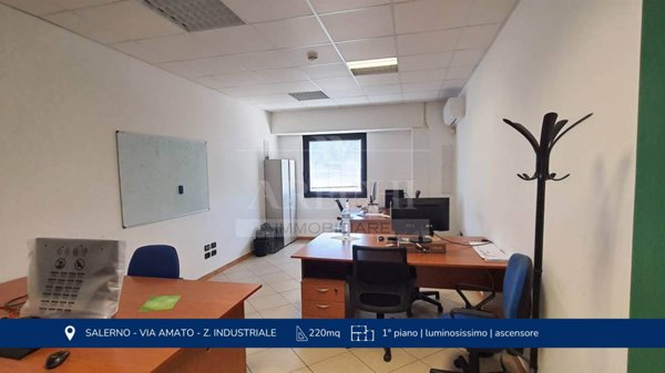 ufficio in affitto a Salerno in zona Zona Industriale