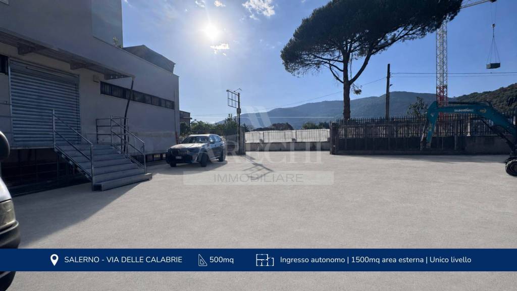 negozio in affitto a Salerno in zona Fuorni