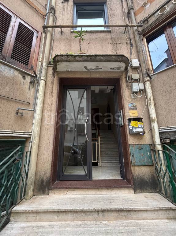 appartamento in affitto a Salerno in zona Centro Città