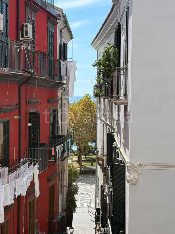 appartamento in affitto a Salerno in zona Centro Città