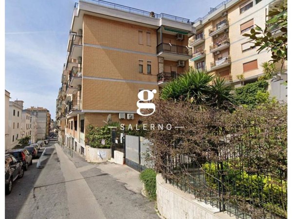 appartamento in affitto a Salerno in zona Torrione