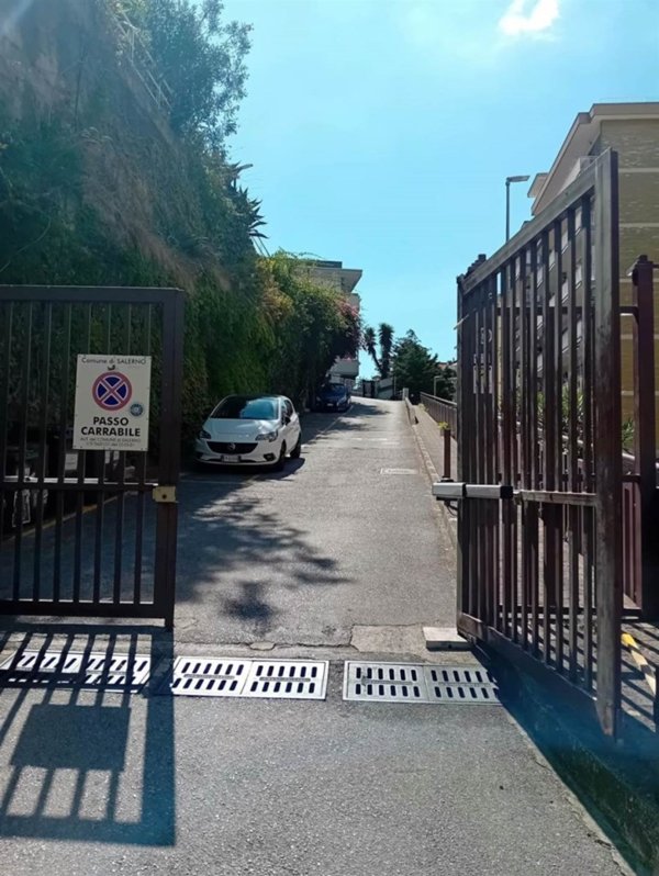 appartamento in affitto a Salerno in zona Calcedonia