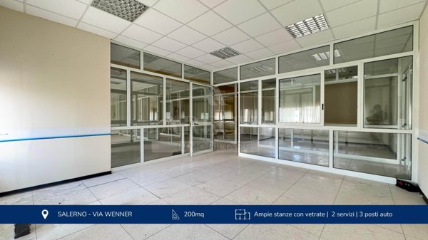 ufficio in affitto a Salerno in zona Zona Industriale