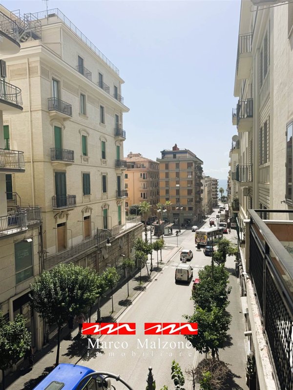 appartamento in affitto a Salerno in zona Centro Città