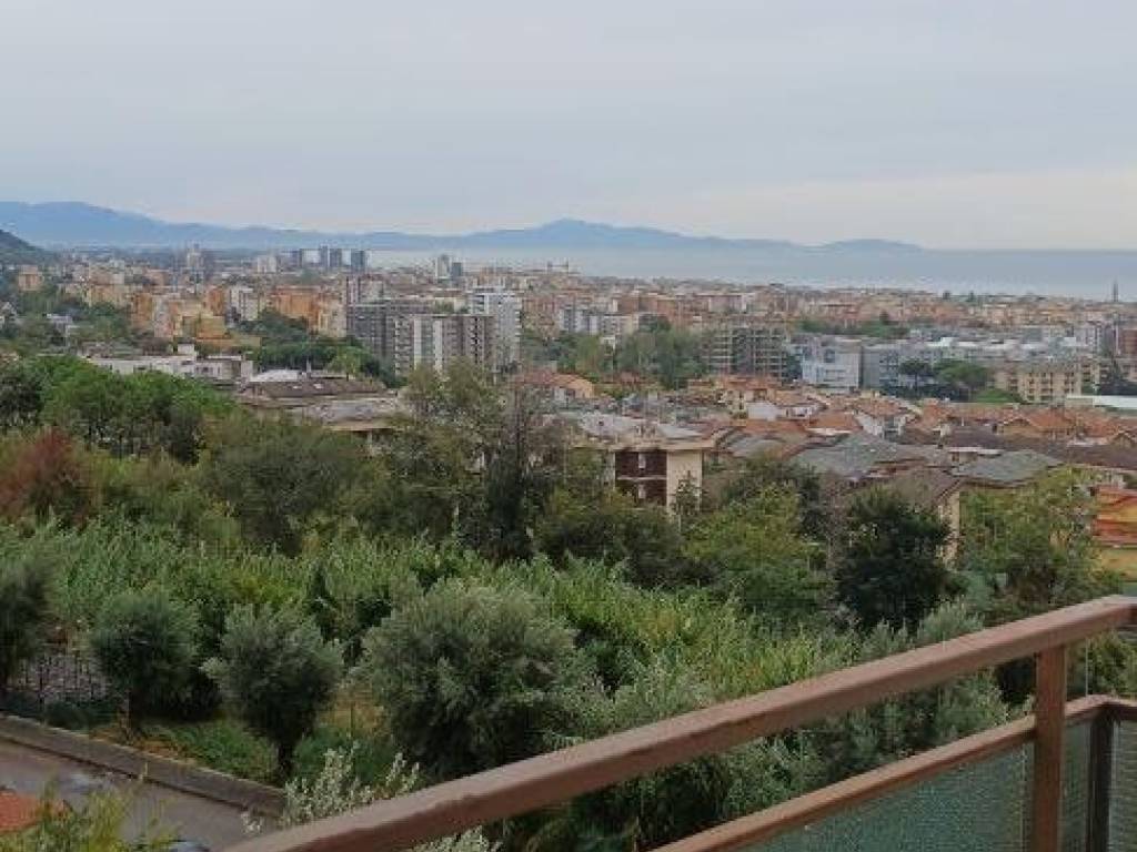 appartamento in affitto a Salerno in zona Sala Abbagnano