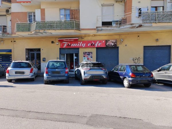 locale commerciale in affitto a Salerno in zona Mercatello