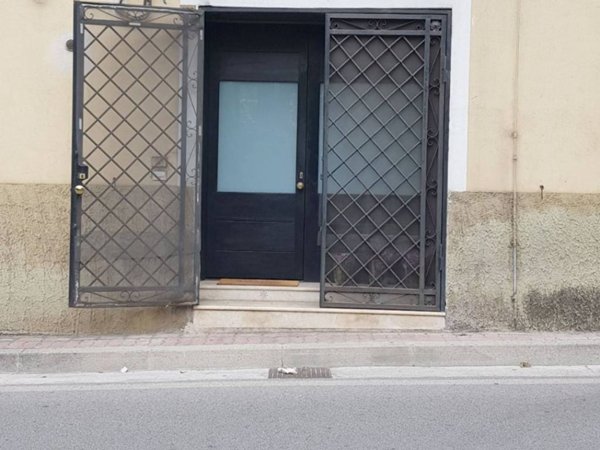 appartamento in affitto a Salerno in zona Irno