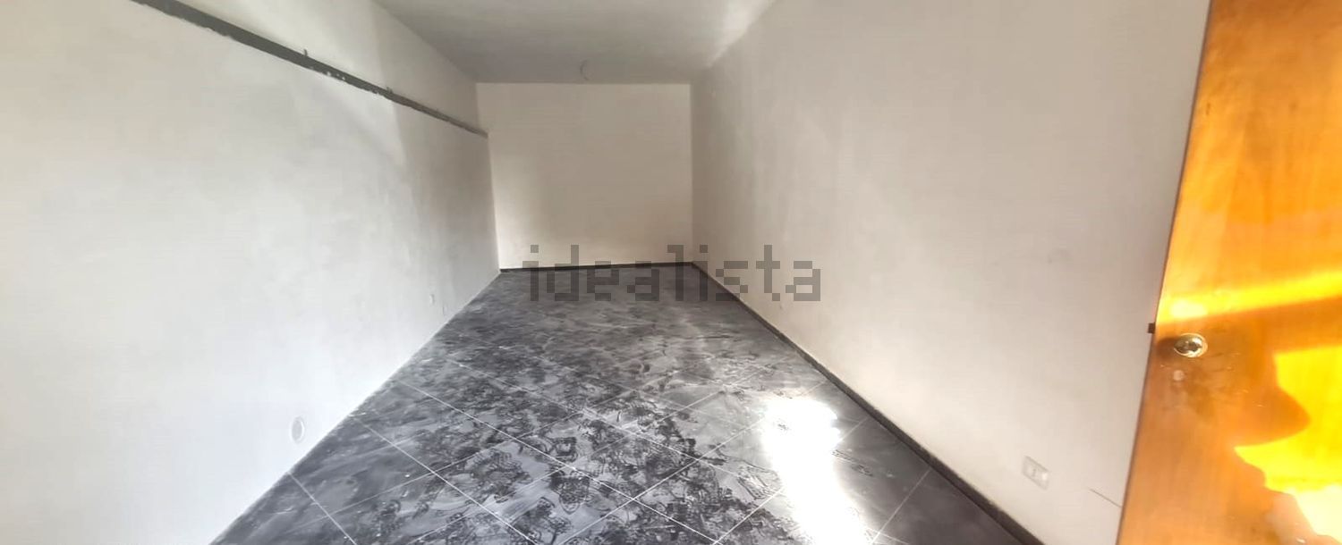 locale commerciale in affitto a San Cipriano Picentino in zona Pezzano