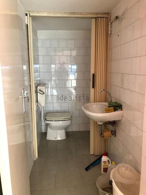 locale commerciale in affitto a San Mango Piemonte