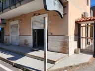 locale commerciale in affitto a San Valentino Torio