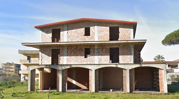 locale commerciale in affitto a San Valentino Torio