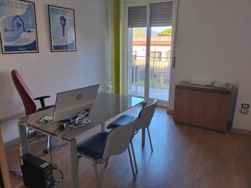 ufficio in affitto a Scafati in zona Centro Città
