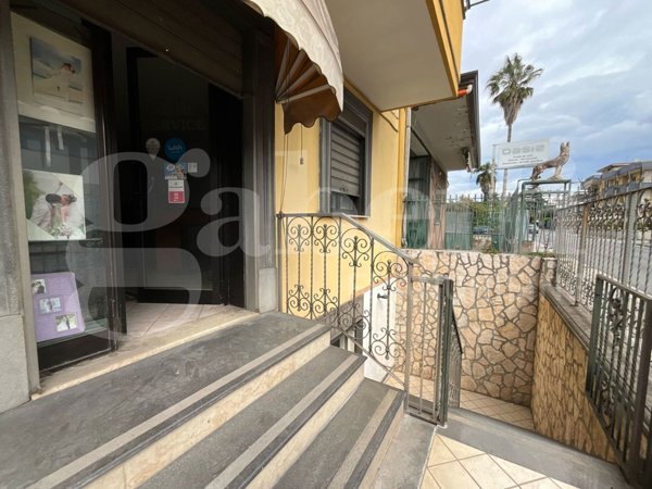 locale commerciale in affitto a Scafati
