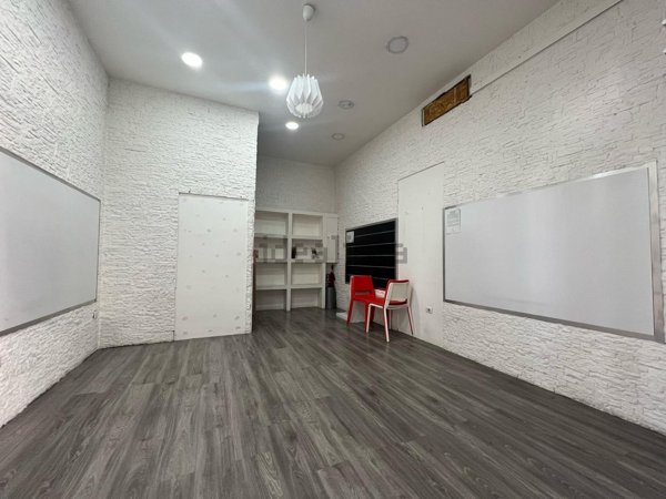 locale commerciale in affitto a Scafati