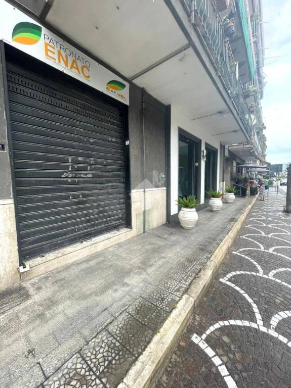 locale commerciale in affitto a Scafati