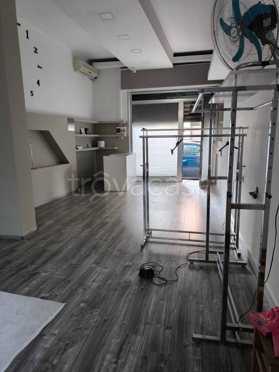 negozio in affitto a Scafati