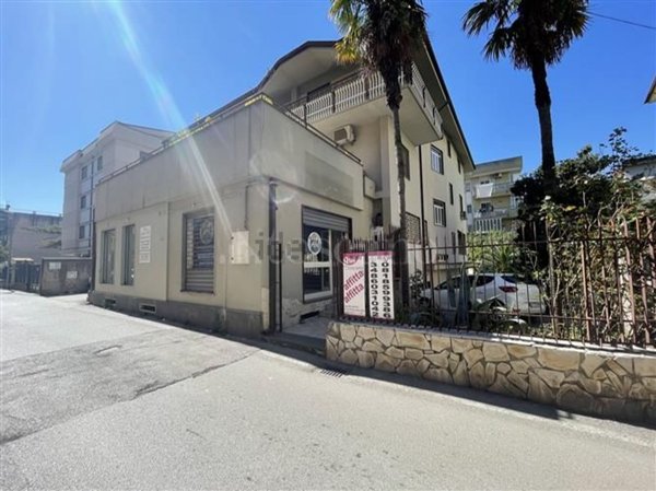 locale commerciale in affitto a Scafati