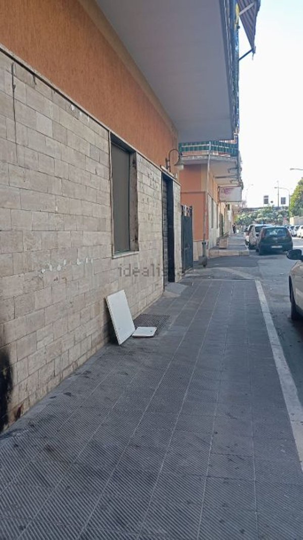 locale commerciale in affitto a Scafati