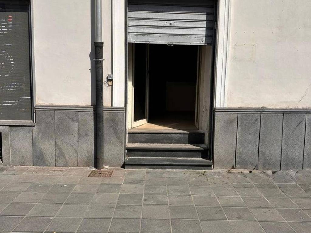 negozio in affitto a Scafati