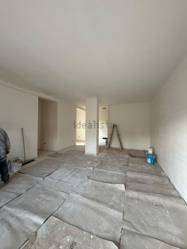 locale commerciale in affitto a Scafati