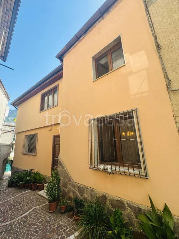 appartamento in affitto a Sicignano degli Alburni