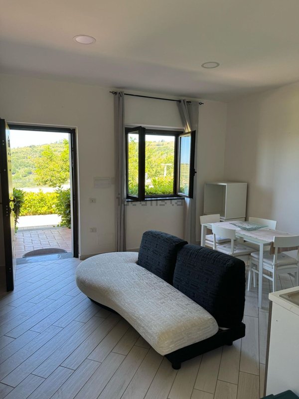 appartamento in affitto a Torchiara