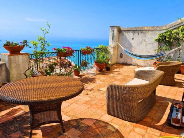 appartamento in affitto a Vietri sul Mare in zona Raito