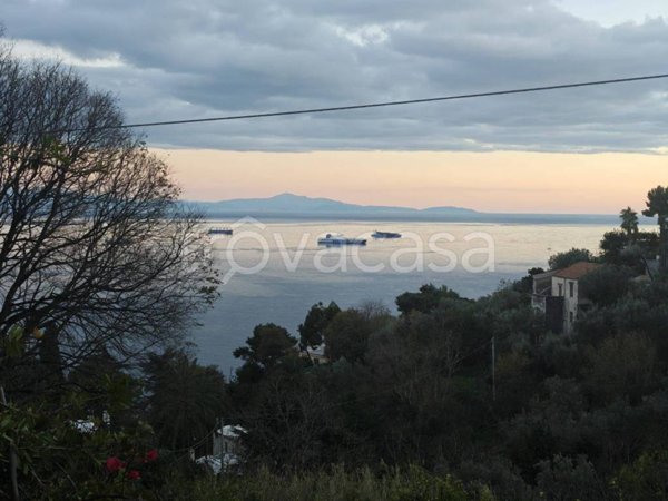 appartamento in affitto a Vietri sul Mare in zona Raito