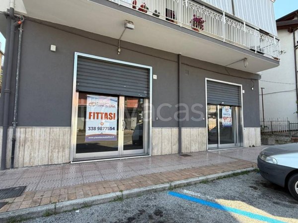 negozio in affitto a Bellizzi