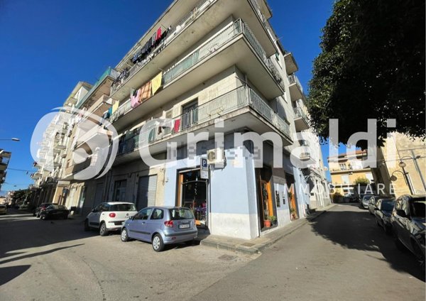 locale commerciale in affitto a Bellizzi