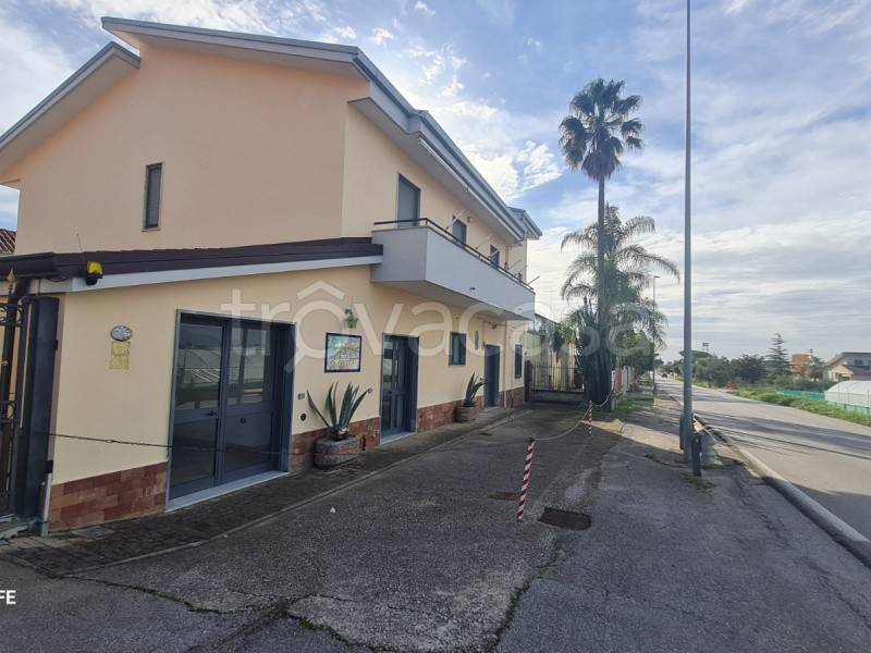 negozio in affitto a Bellizzi