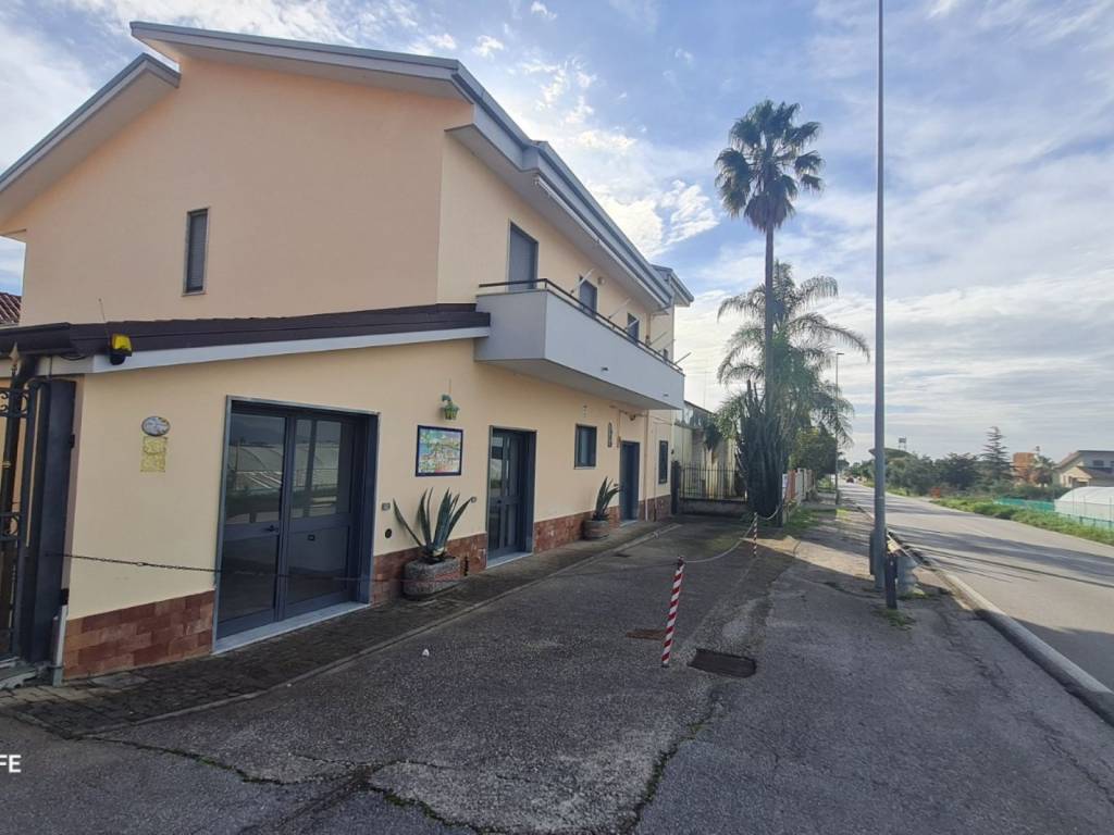 negozio in affitto a Bellizzi