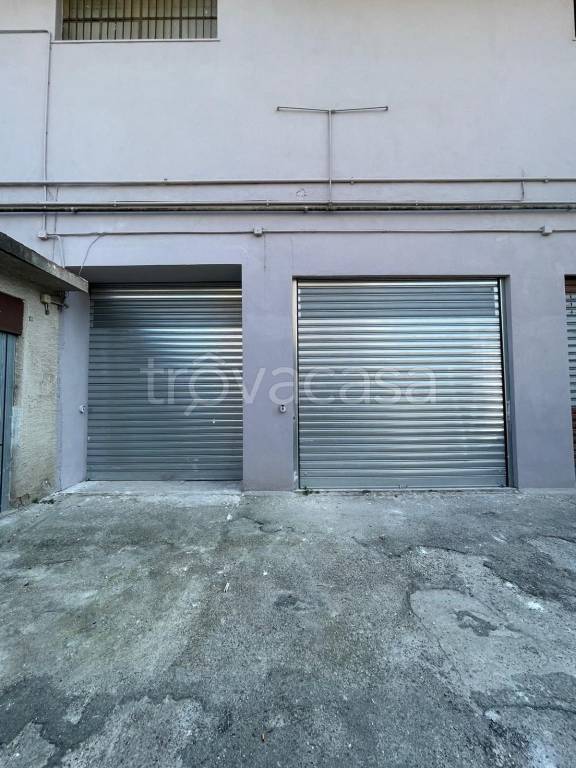 locale commerciale in affitto a Bellizzi