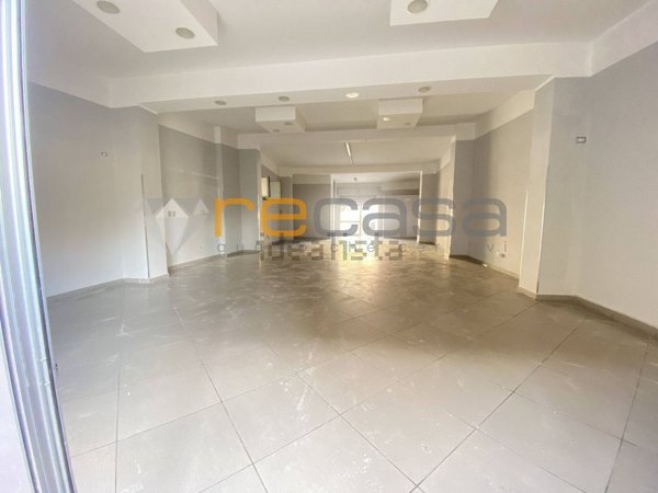 negozio in affitto a Bellizzi