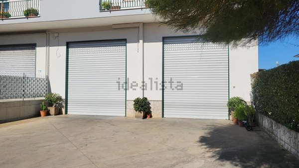 locale commerciale in affitto a Bellizzi