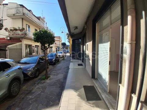 negozio in affitto a Bellizzi