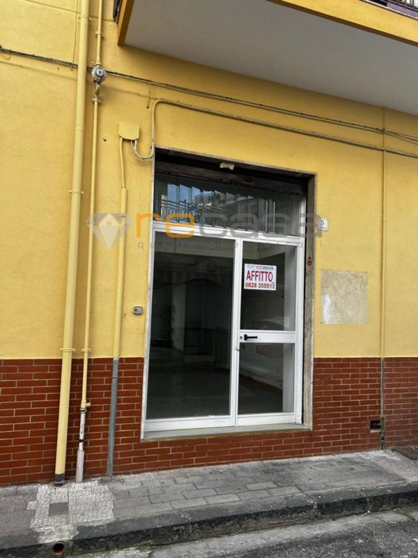 ufficio in affitto a Bellizzi in zona Bivio Pratole