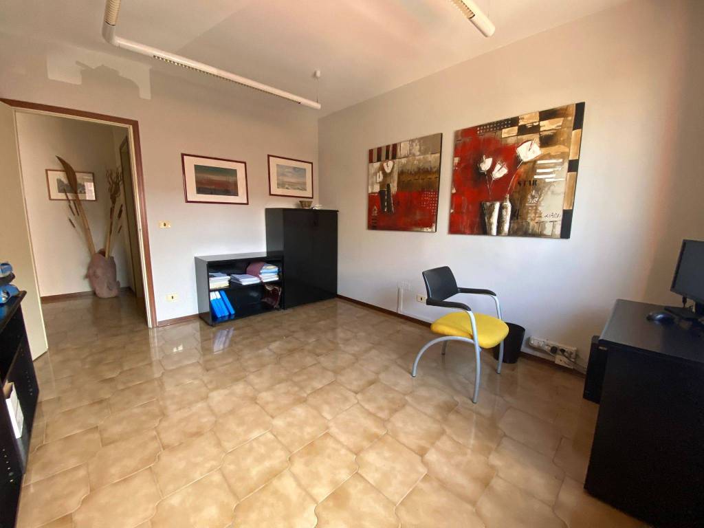 ufficio in affitto a Cuneo in zona San Rocco Castagnaretta