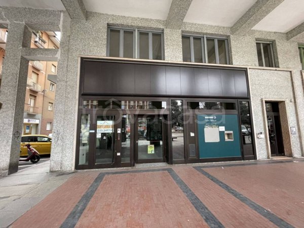 negozio in affitto a Cuneo in zona Centro Città