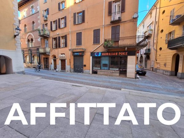 negozio in affitto a Cuneo in zona Centro Città