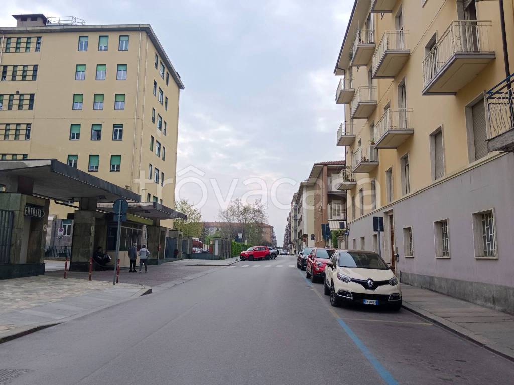 ufficio in affitto a Cuneo in zona Ospedale