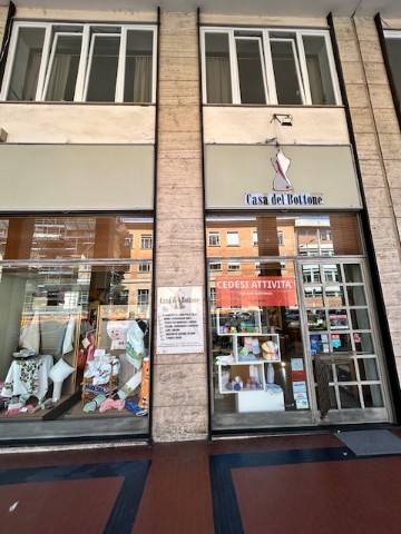 negozio in affitto a Cuneo in zona Centro Città