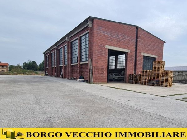 locale di sgombero in affitto a Cuneo