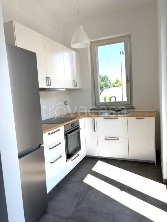 appartamento in affitto a Cuneo in zona San Rocco Castagnaretta