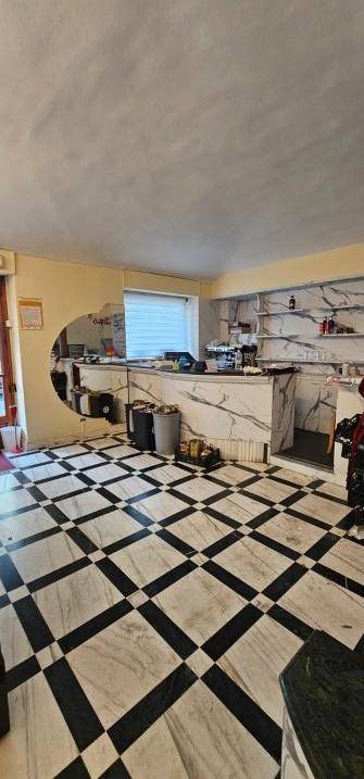 negozio in affitto a Cuneo in zona Centro Città