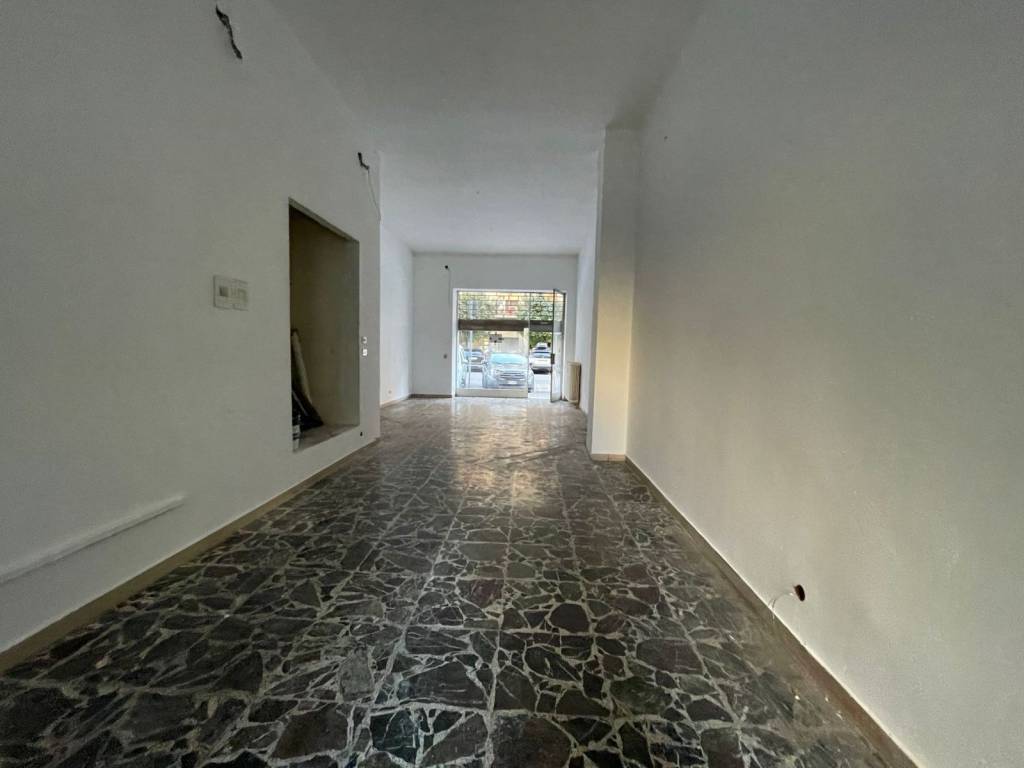 negozio in affitto a Cuneo in zona Centro Città