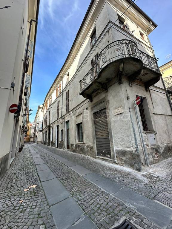 negozio in affitto a Cuneo in zona Centro Città