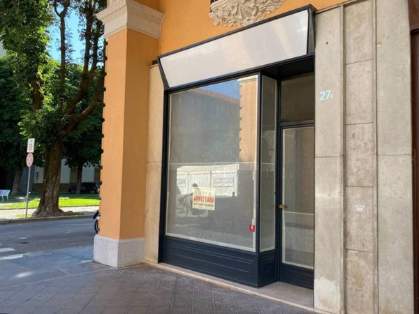 negozio in affitto a Cuneo in zona Centro Città