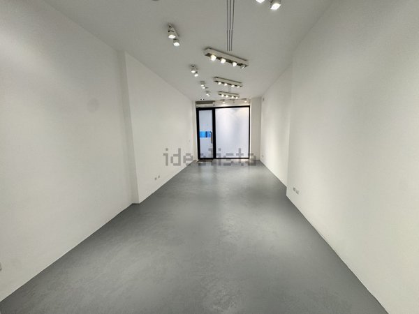 negozio in affitto a Cuneo in zona Centro Città