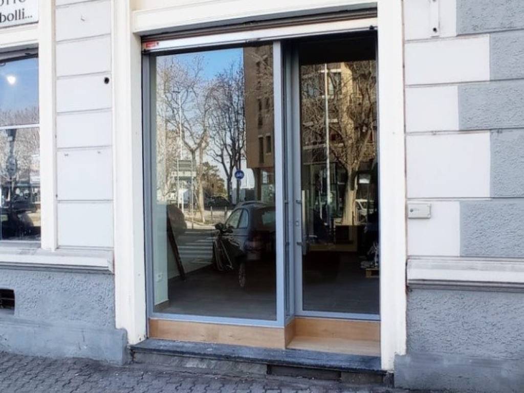 negozio in affitto a Cuneo in zona Centro Città